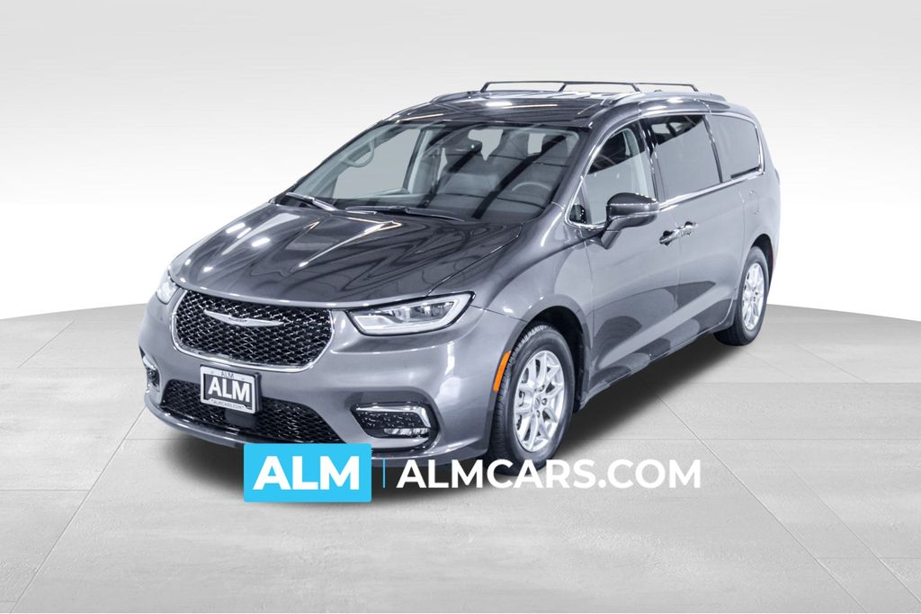 2022 Chrysler Pacifica Touring L 121.6