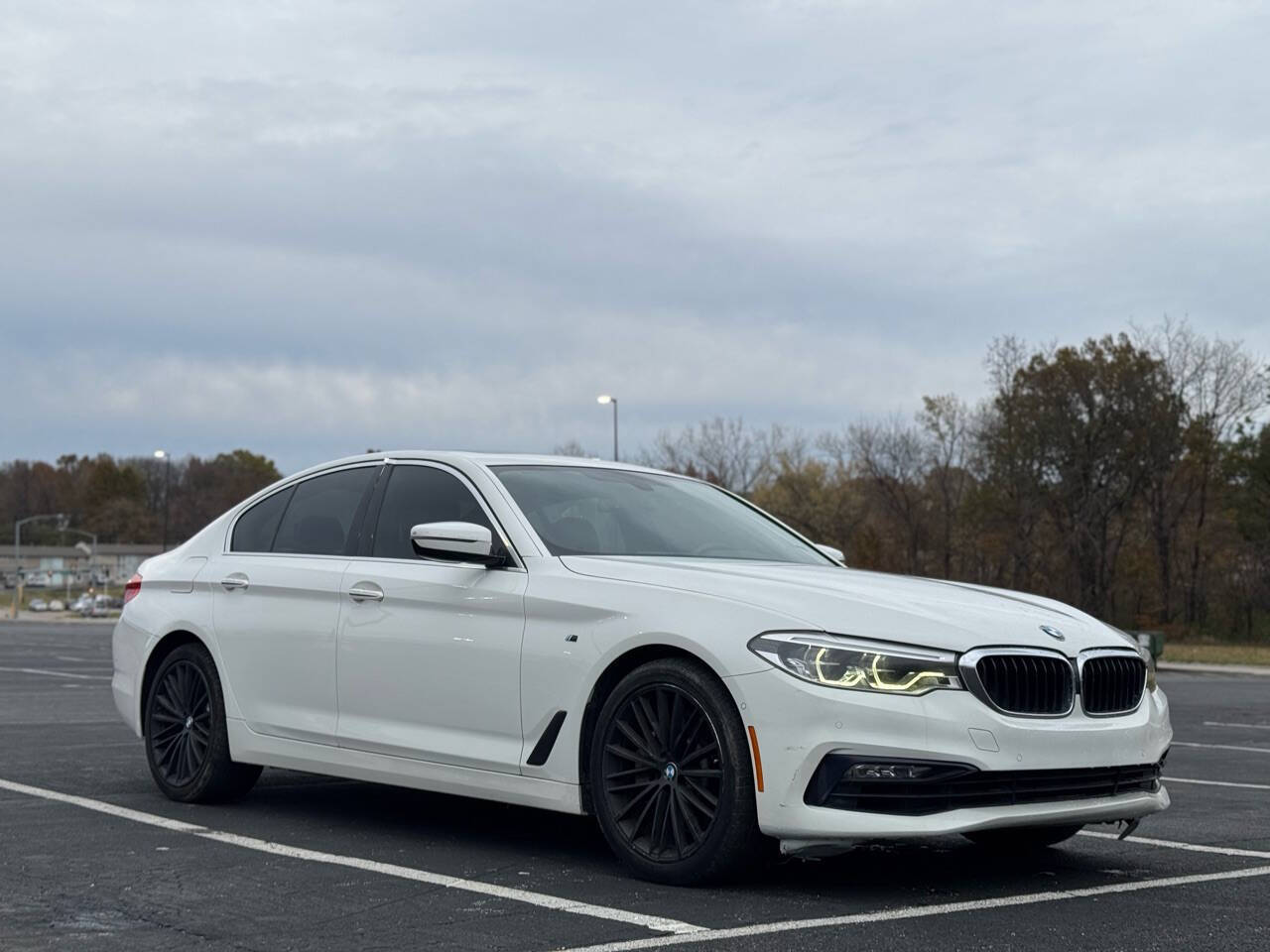 2017 BMW 5 Series Sedan 530i