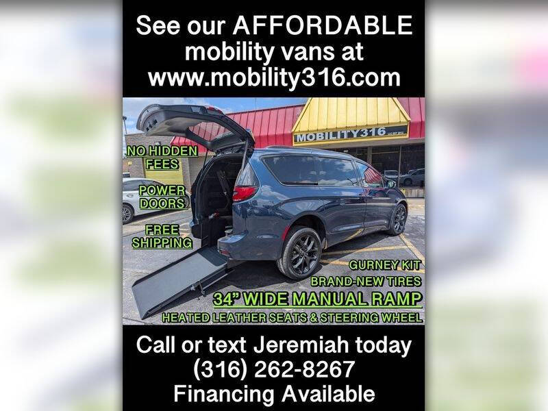 2022 Chrysler Pacifica Touring L 121.6