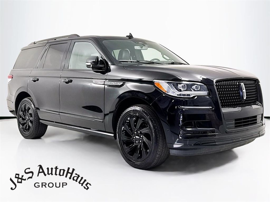 2023 Lincoln Navigator Reserve