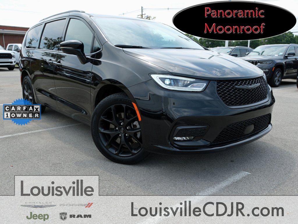 2023 Chrysler Pacifica Limited 121.6