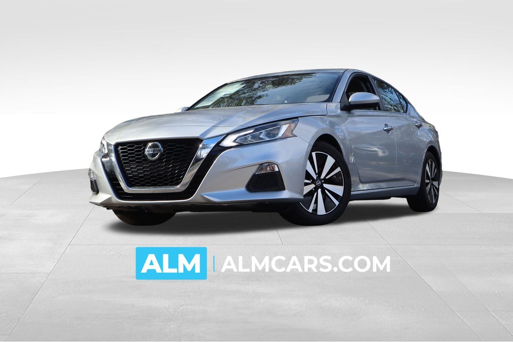 2022 Nissan Altima SV