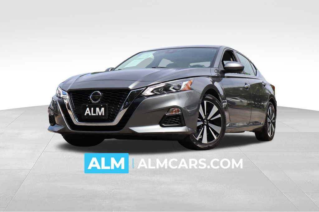 2022 Nissan Altima SV