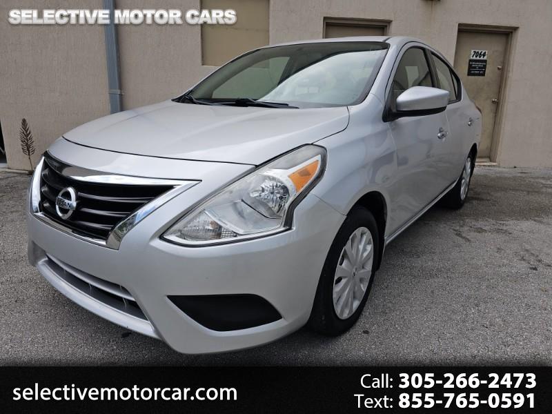 2015 Nissan Versa SV