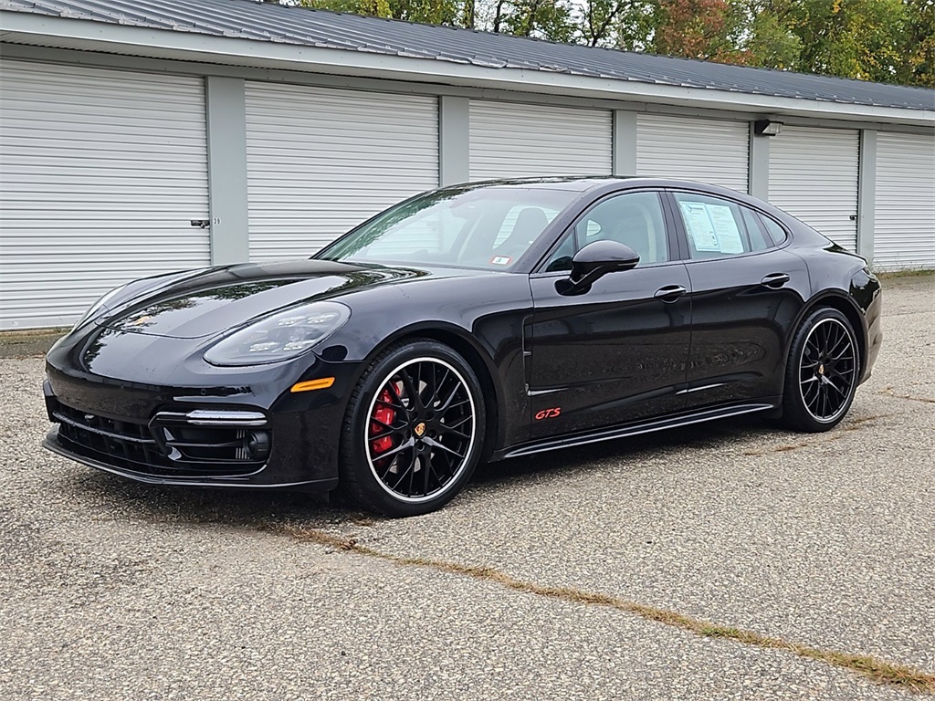 2021 Porsche Panamera GTS Hatchback