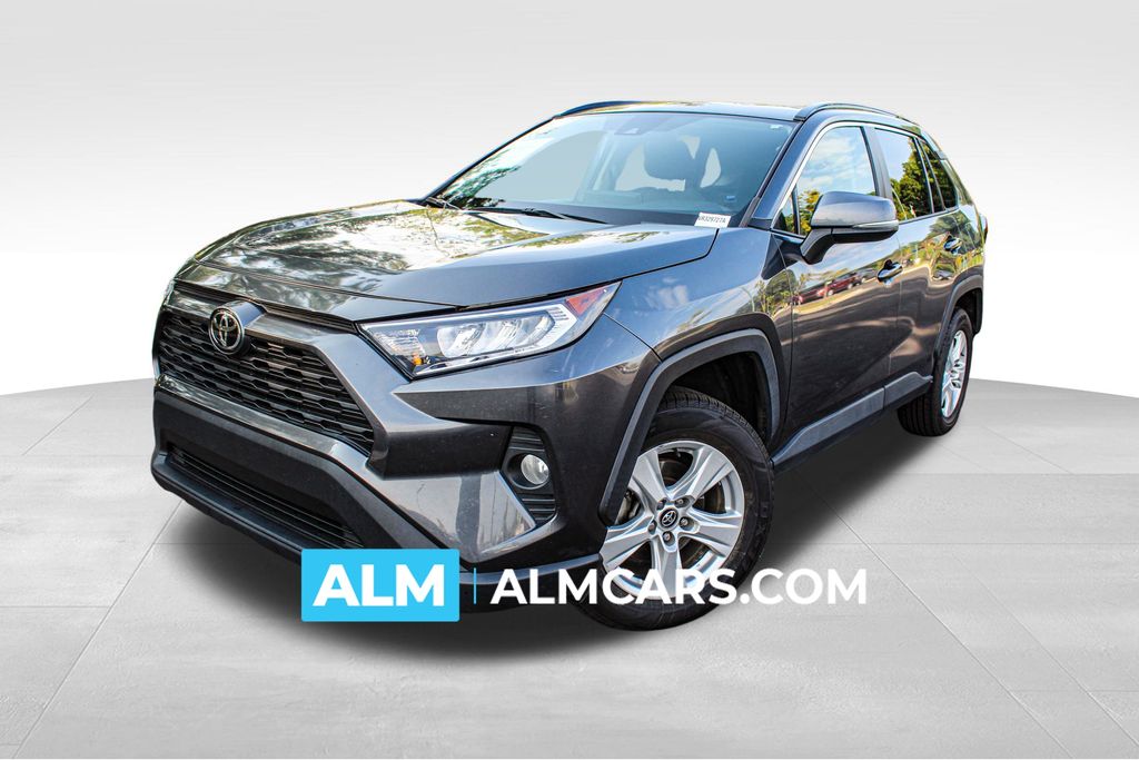 2021 Toyota RAV4 XLE