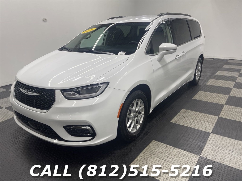 2022 Chrysler Pacifica Touring L 121.6