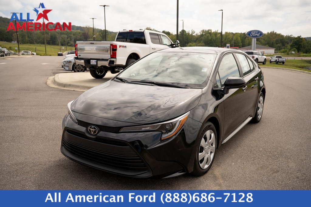 2024 Toyota Corolla LE Sedan