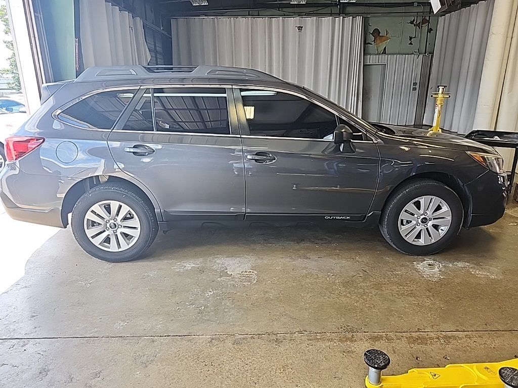 2018 Subaru Outback 2.5i