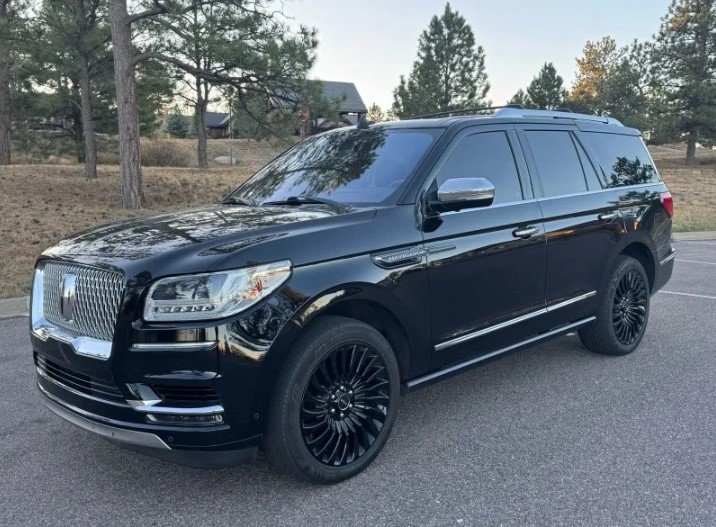 2018 Lincoln Navigator Black Label