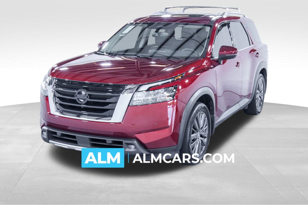 2022 Nissan Pathfinder SL