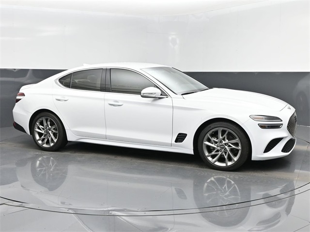 2022 Genesis G70 2.0T Standard