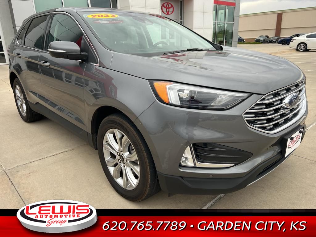 2024 Ford Edge Titanium