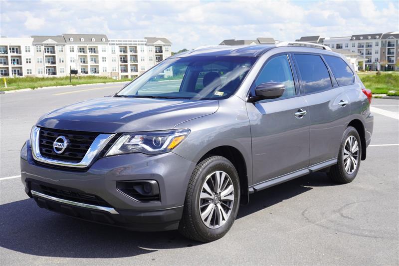 2020 Nissan Pathfinder S