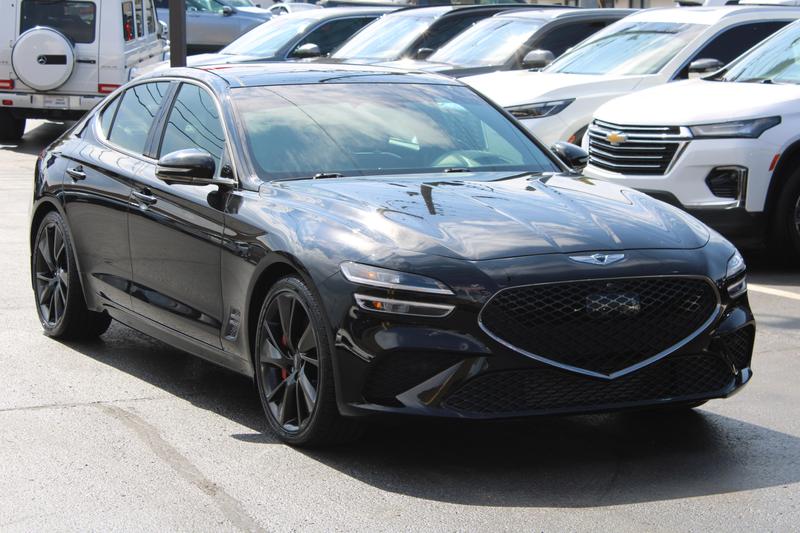 2022 Genesis G70 3.3T Standard