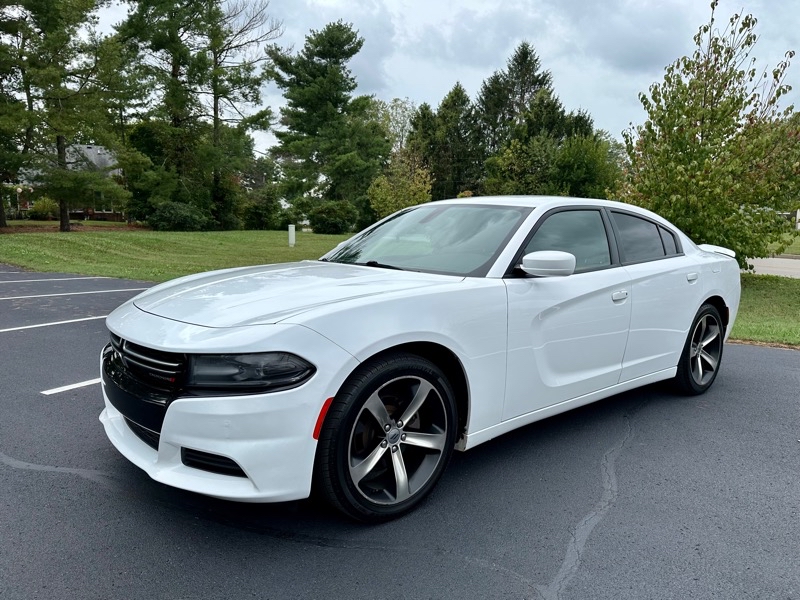 2017 Dodge Charger SE