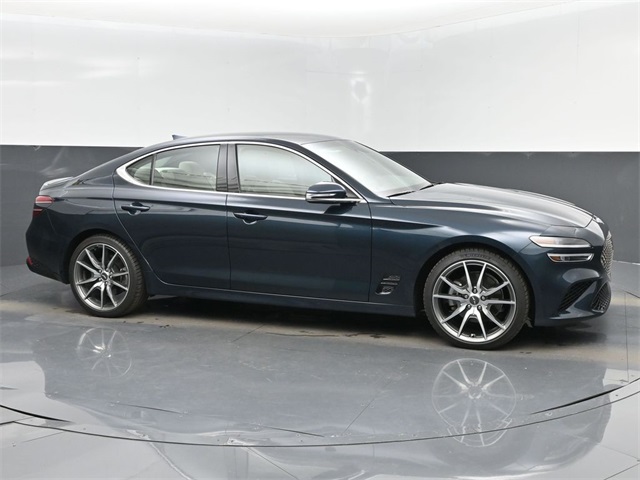 2023 Genesis G70 2.0T Standard
