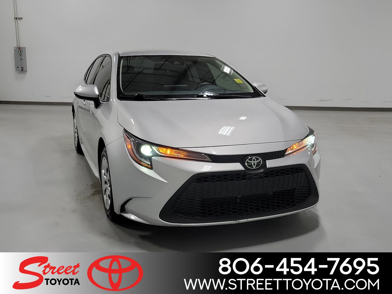 2022 Toyota Corolla LE Sedan