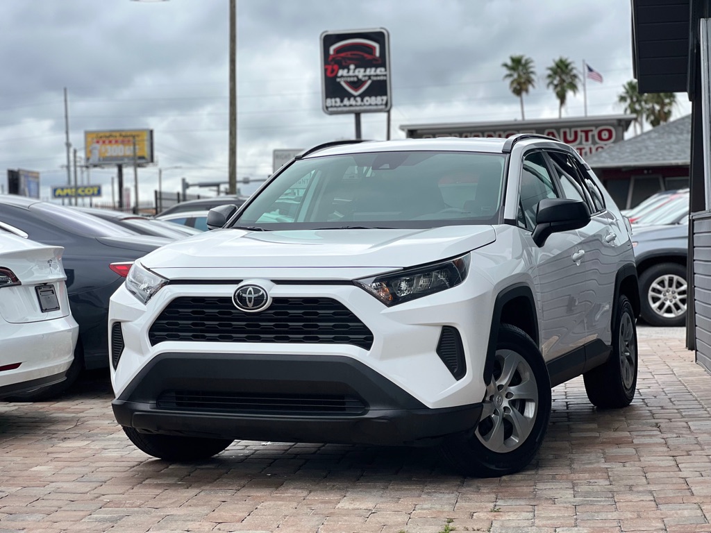 2021 Toyota RAV4 LE
