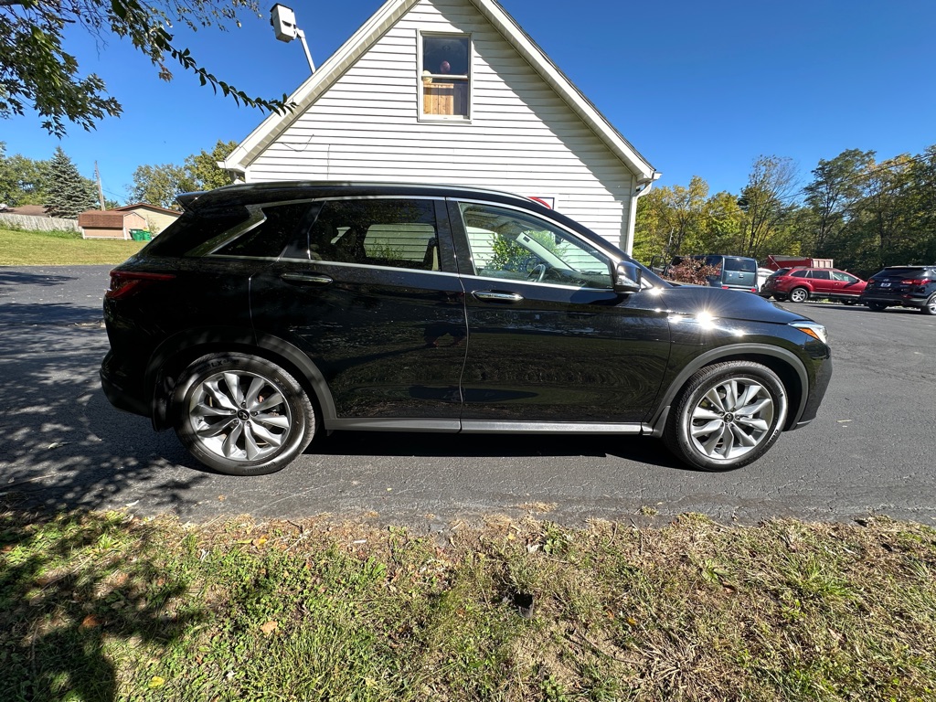 2021 INFINITI QX50 LUXE