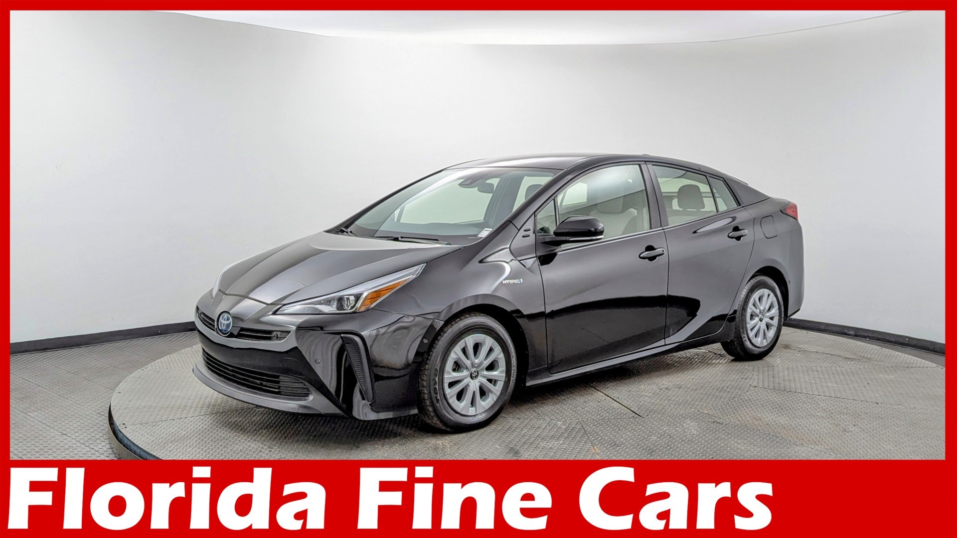 2022 Toyota Prius LE