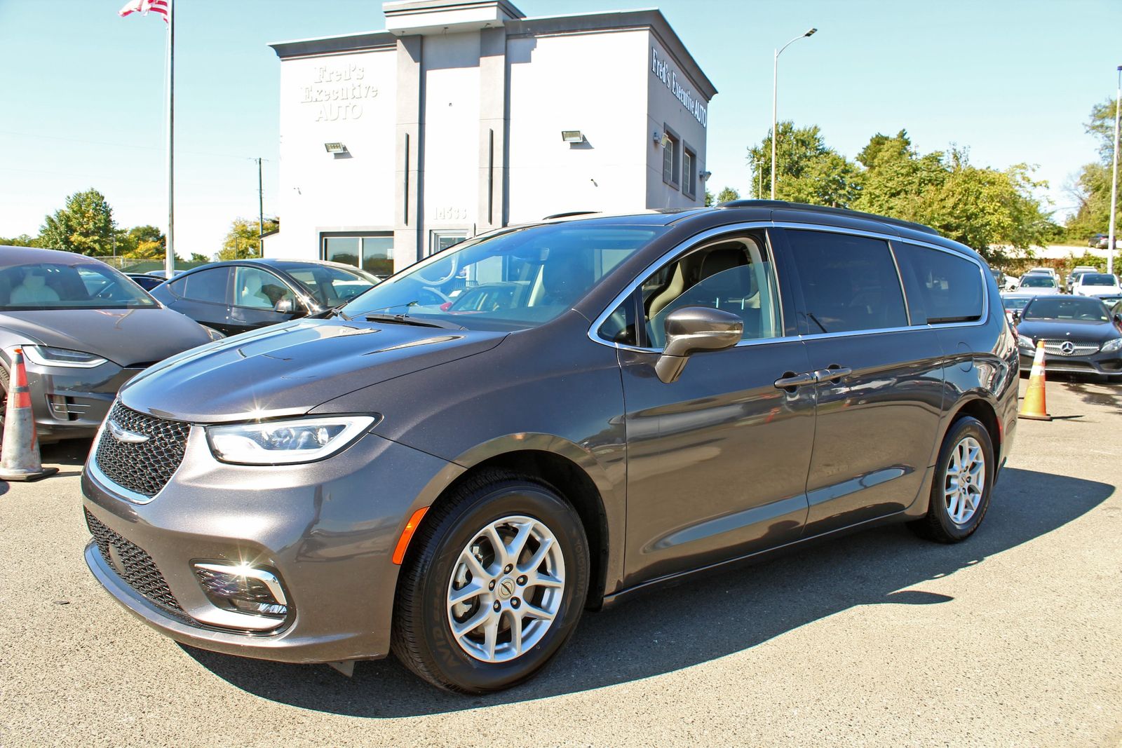 2022 Chrysler Pacifica Touring L 121.6
