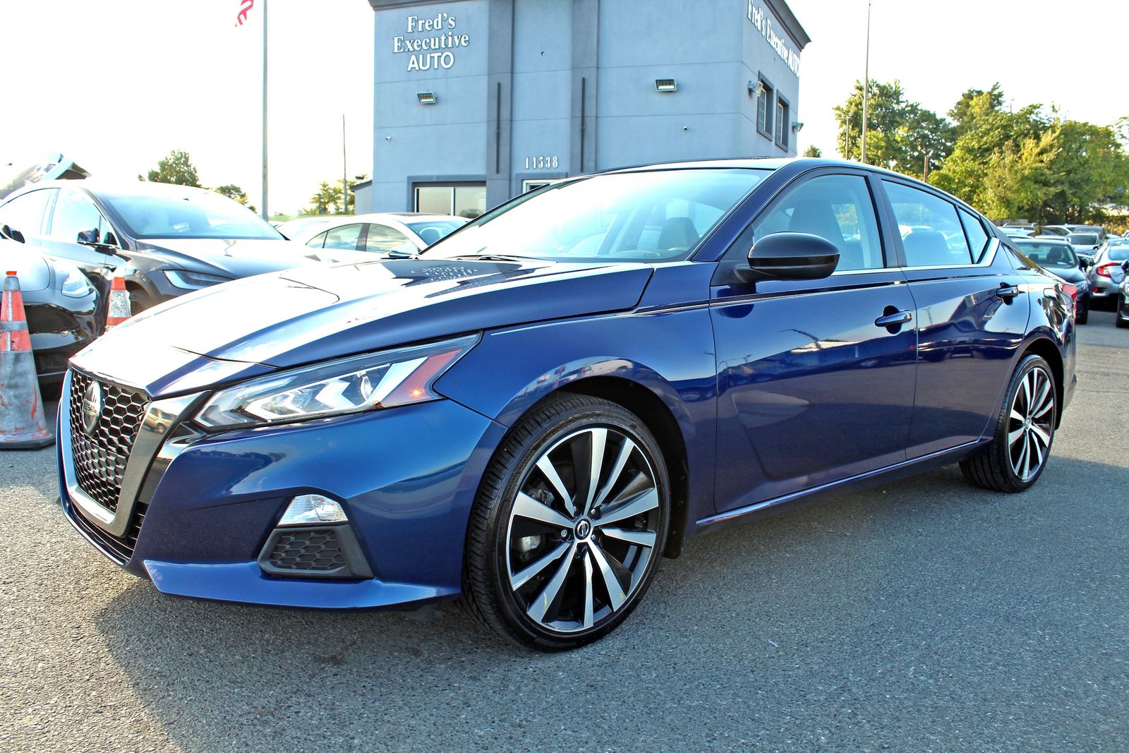 2022 Nissan Altima SR