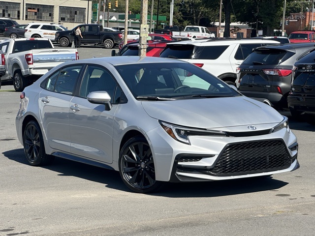 2024 Toyota Corolla SE Sedan