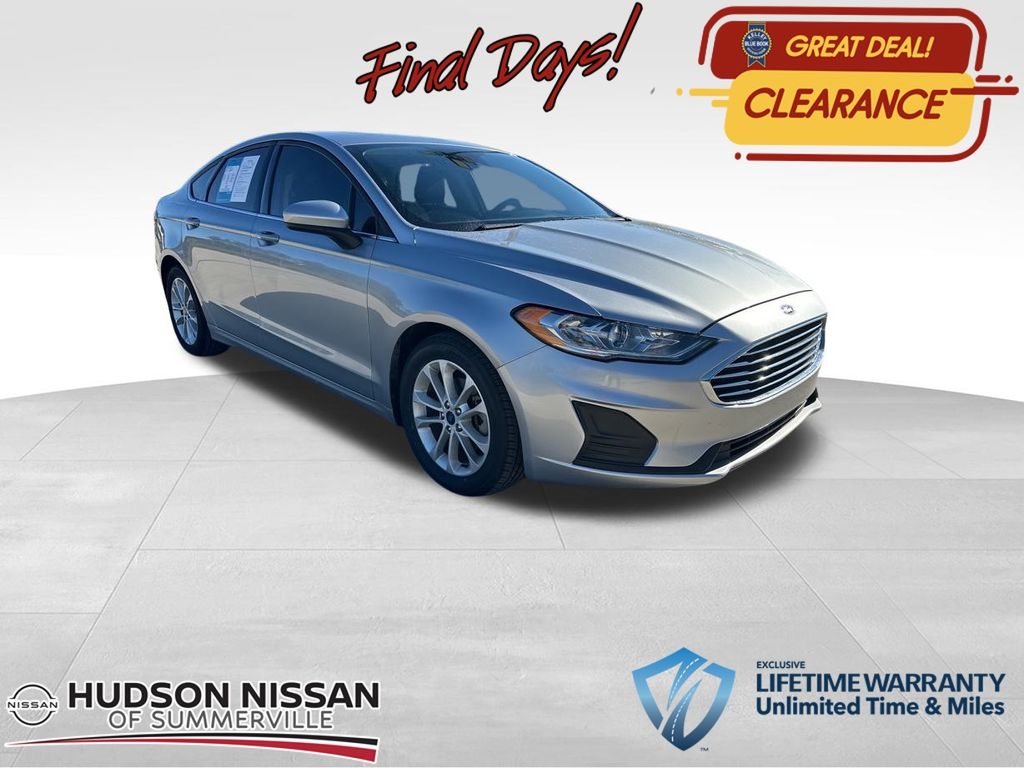 2020 Ford Fusion SE
