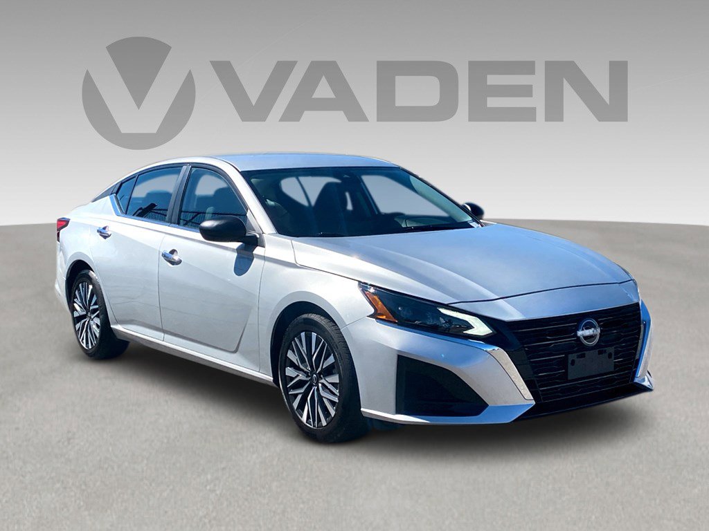 2024 Nissan Altima SV