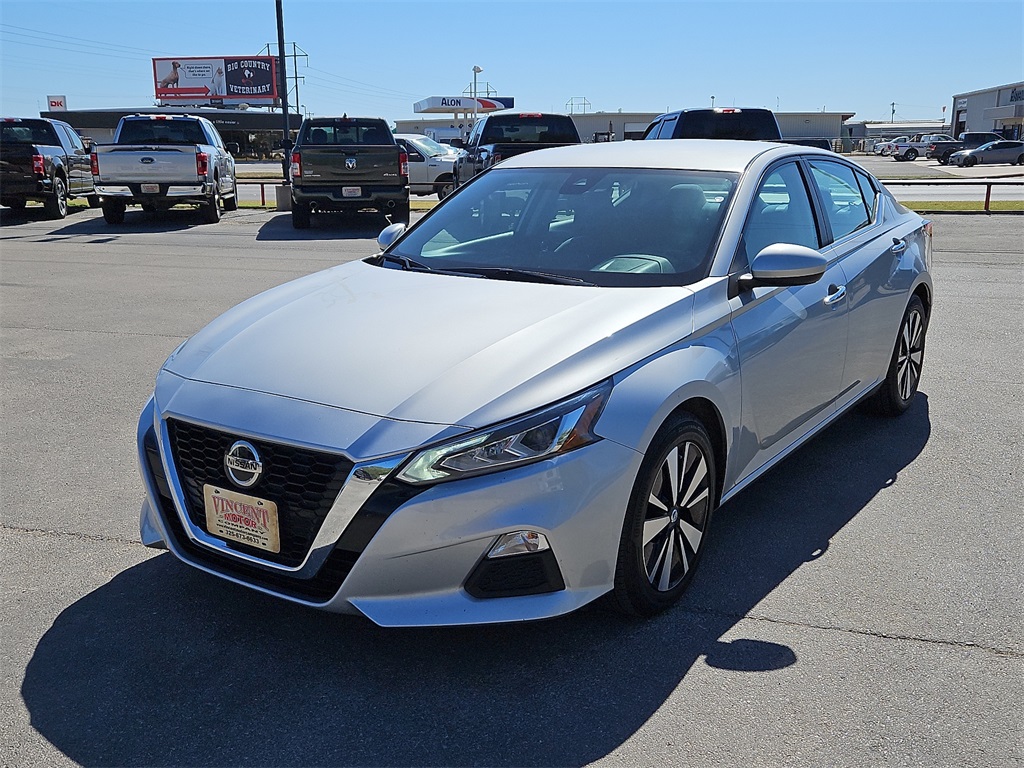 2022 Nissan Altima SV