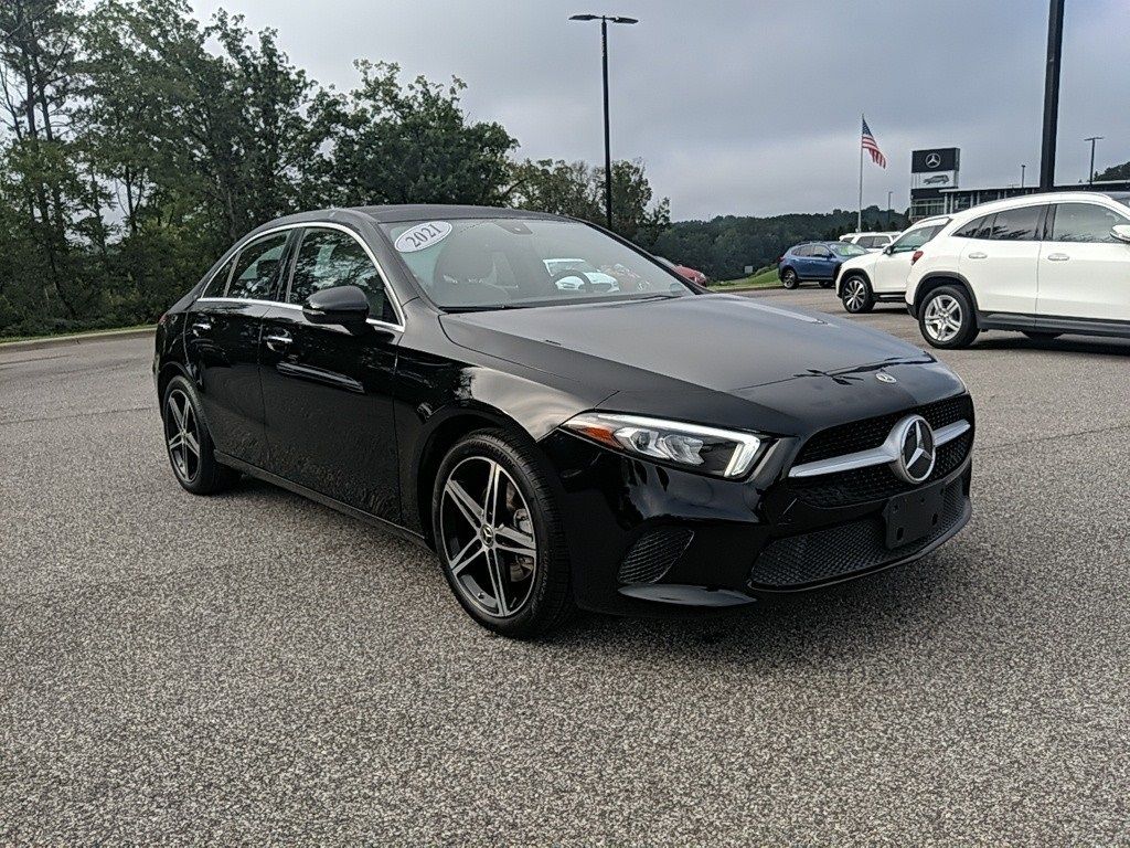 2021 Mercedes-Benz A 220