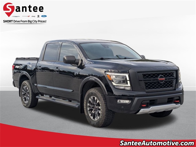 2022 Nissan TITAN PRO-4X Crew Cab Extra Short Bed