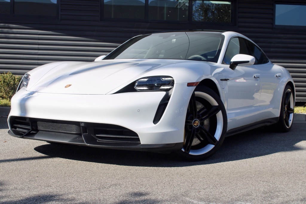 2020 Porsche Taycan Turbo S