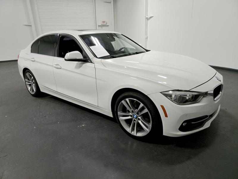 2017 BMW 3 Series Sedan 330i xDrive