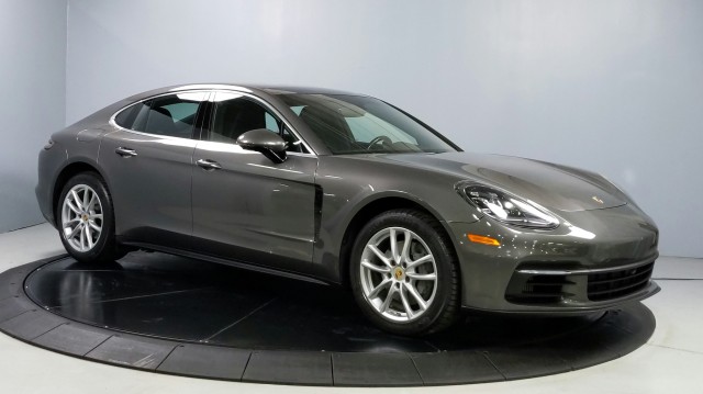 2017 Porsche Panamera 4S