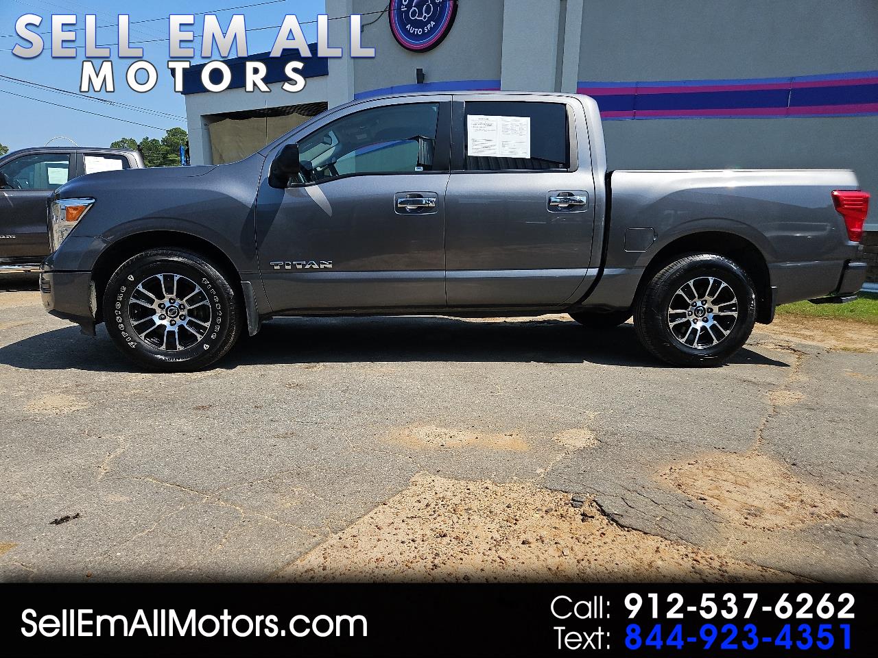 2021 Nissan TITAN SV Crew Cab Extra Short Bed