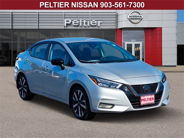 2020 Nissan Versa SR