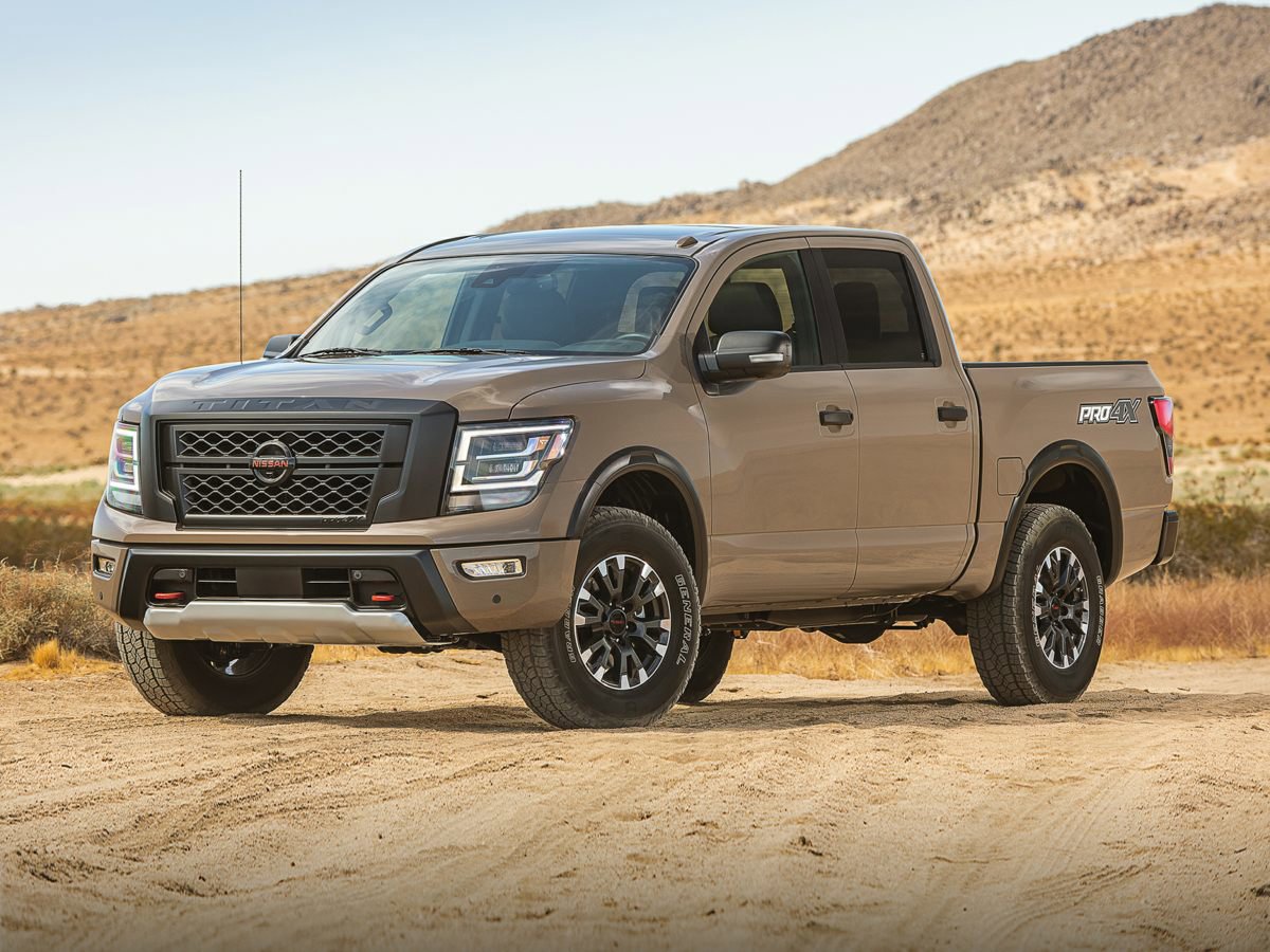 2021 Nissan TITAN PRO-4X Crew Cab Extra Short Bed