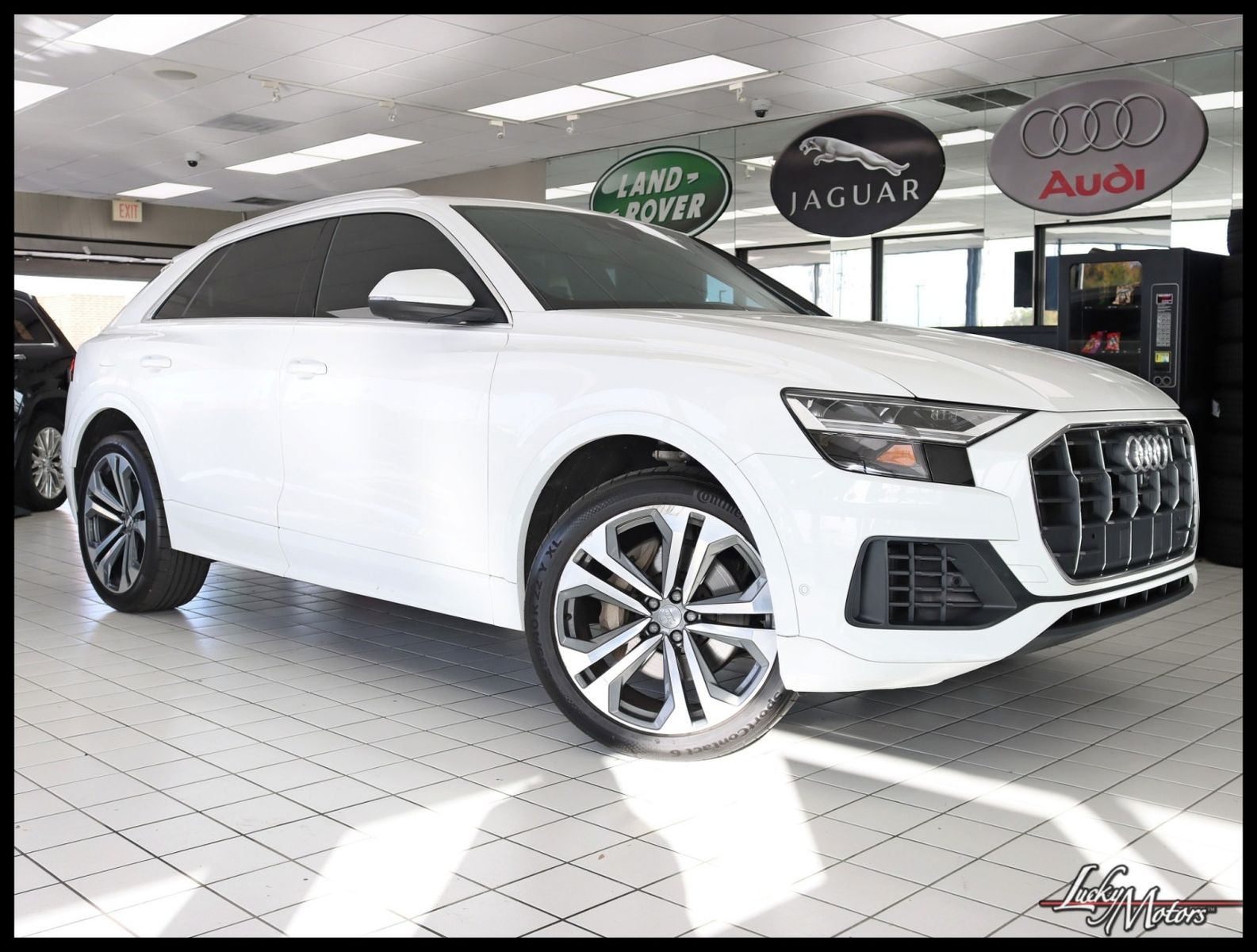 2020 Audi Q8 Premium Plus