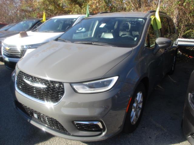2022 Chrysler Pacifica Touring L 121.6