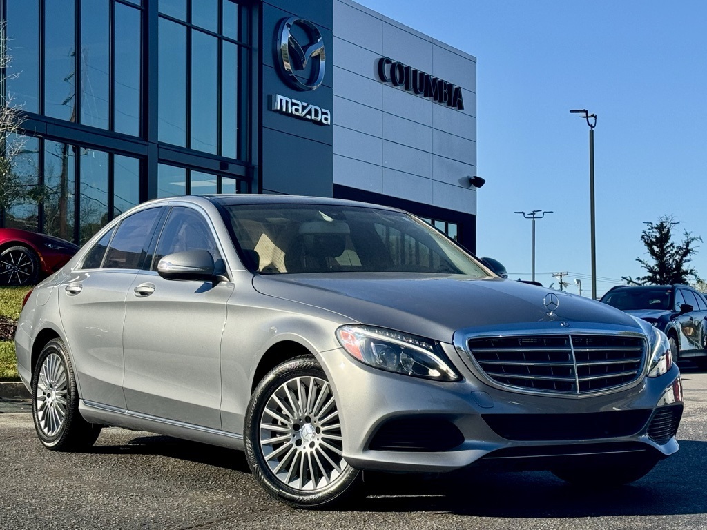 2015 Mercedes-Benz C 300 4MATIC Sedan w/Luxury Pkg