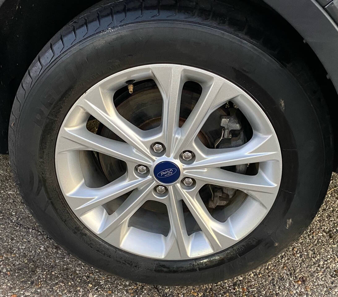 2018 Ford Escape SE
