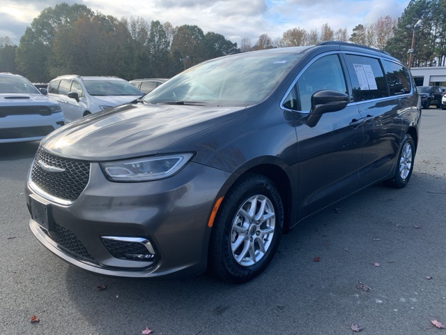 2022 Chrysler Pacifica Touring L 121.6