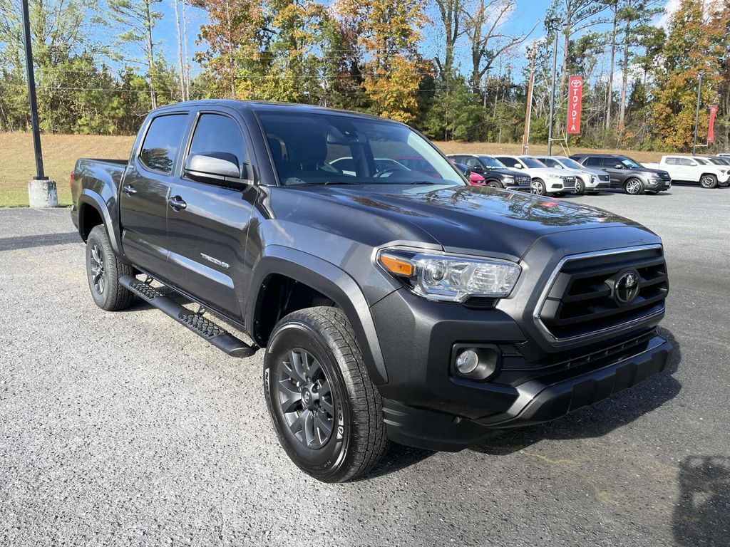 2023 Toyota Tacoma SR5 Crew Cab Short Bed