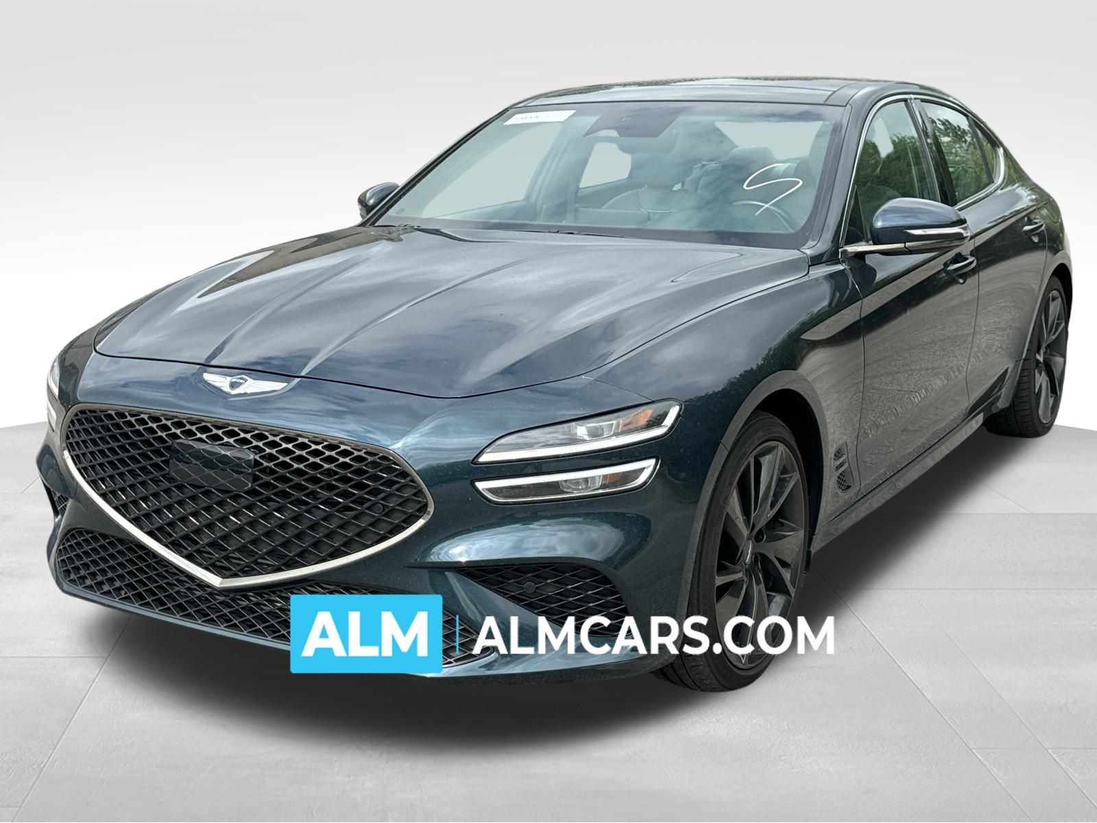 2022 Genesis G70 3.3T Standard