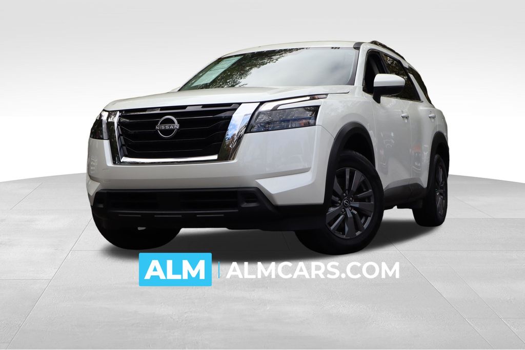 2023 Nissan Pathfinder SV