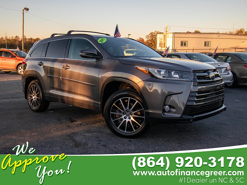 2017 Toyota Highlander SE