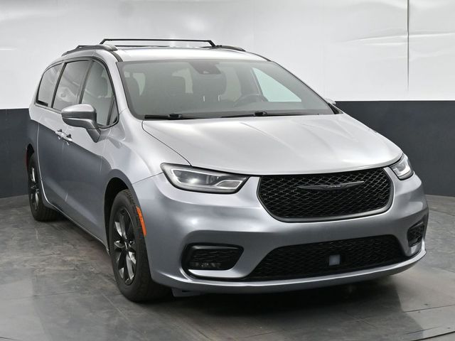 2021 Chrysler Pacifica Touring L 121.6