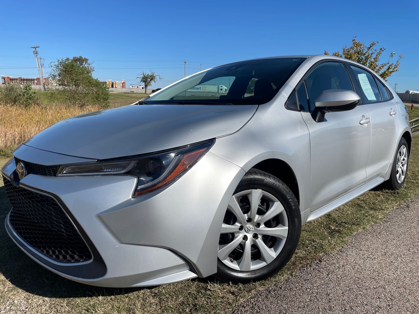 2022 Toyota Corolla LE Sedan